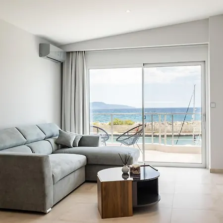 Sail Away Home In Kalamata, Marina Serenity Esterno foto