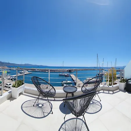 Sail Away Home In Kalamata, Marina Serenity Esterno foto